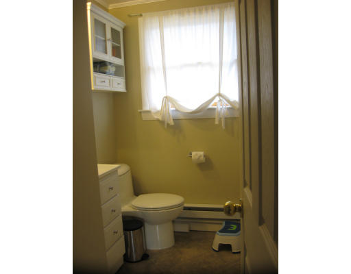 11 Oakland Road Lawrence, MA 01843 - Photo 10 of 16 Gallery Image 10