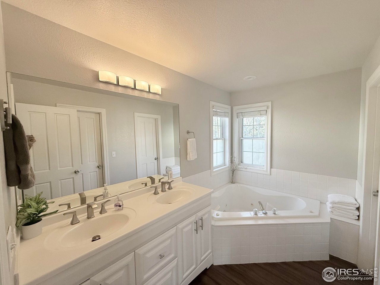 1460 Hawkridge Road Eaton, CO 80615 - Photo 12 of 22