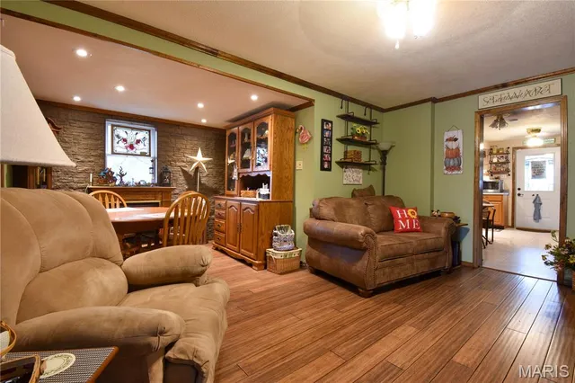 $194,900 | 506 East Garfield Street, Mount Olive, IL 62069