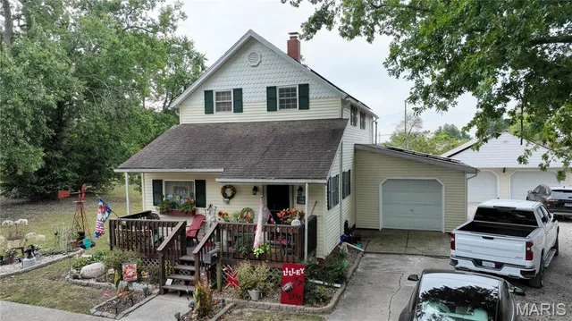 $194,900 | 506 East Garfield Street, Mount Olive, IL 62069