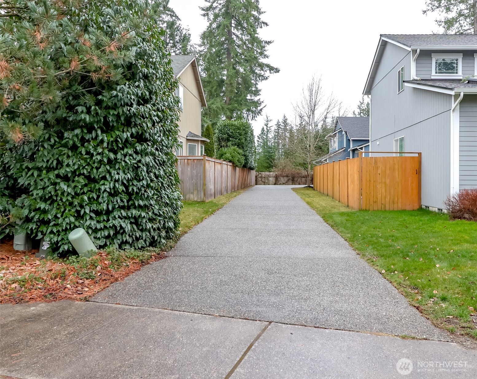 23311 Southeast 269th Street Maple Valley, WA 98038 - Photo 4 of 30