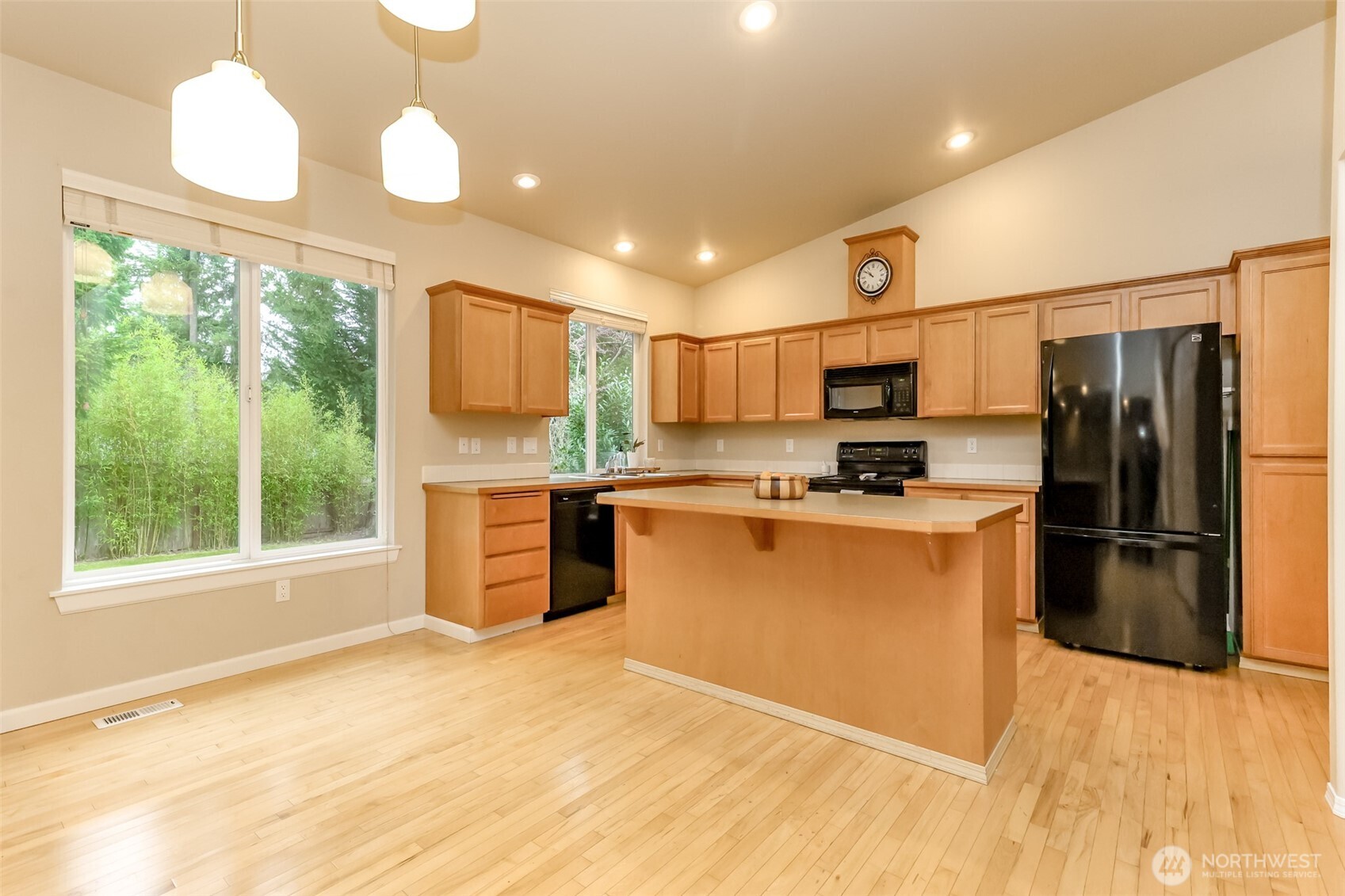 23311 Southeast 269th Street Maple Valley, WA 98038 - Photo 8 of 30