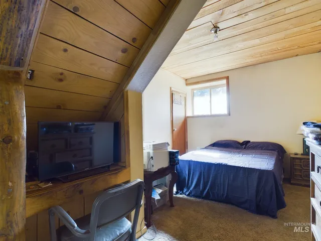 $349,000 | 1886 Crooked River Road, Elk City, ID 83525