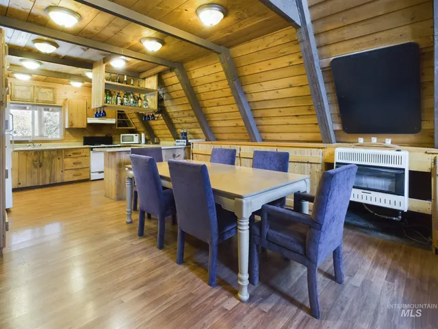 $349,000 | 1886 Crooked River Road, Elk City, ID 83525