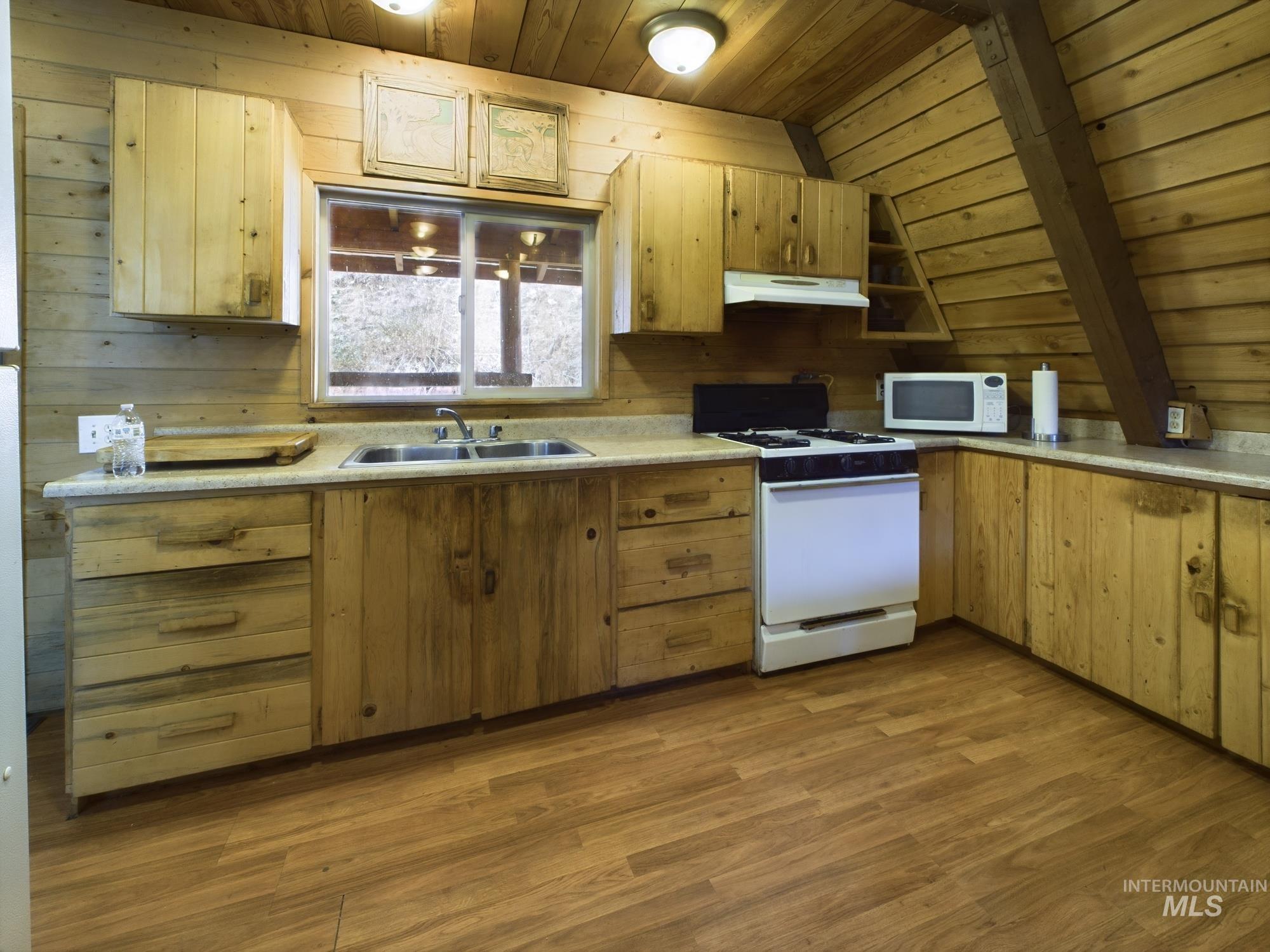 1886 Crooked River Road Elk City, ID 83525 - Photo 10 of 50