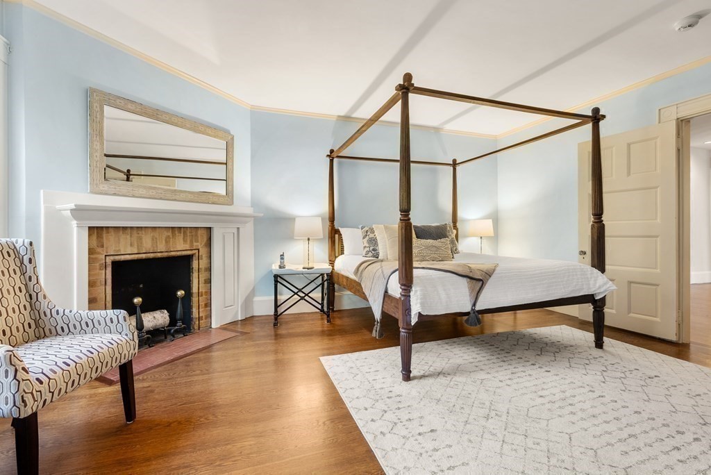 232 Kent Street Brookline, MA 02446 - Photo 16 of 31