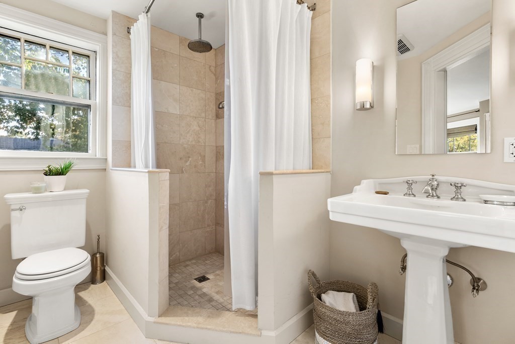 232 Kent Street Brookline, MA 02446 - Photo 20 of 31