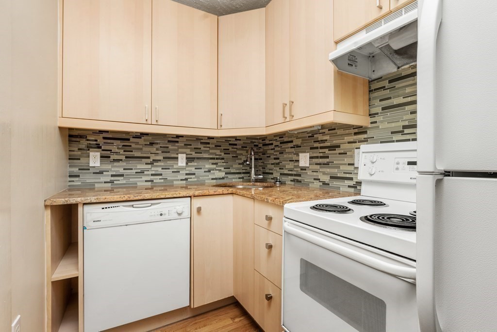 232 Kent Street Brookline, MA 02446 - Photo 26 of 31