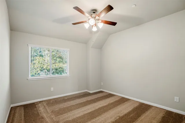 $2,100 | 15524 Marina Drive, Montgomery, TX 77356