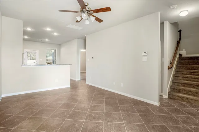 $2,100 | 15524 Marina Drive, Montgomery, TX 77356