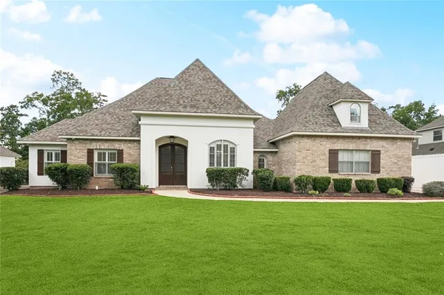 $749,999 | 437 Pencarrow Circle, Madisonville, LA 70447