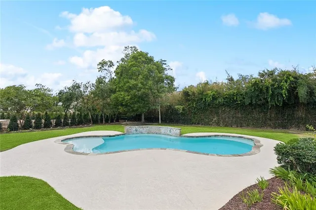 $749,999 | 437 Pencarrow Circle, Madisonville, LA 70447