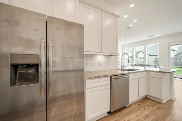 $282,500 | 4127 Champlain Way, Iowa Colony, TX 77583