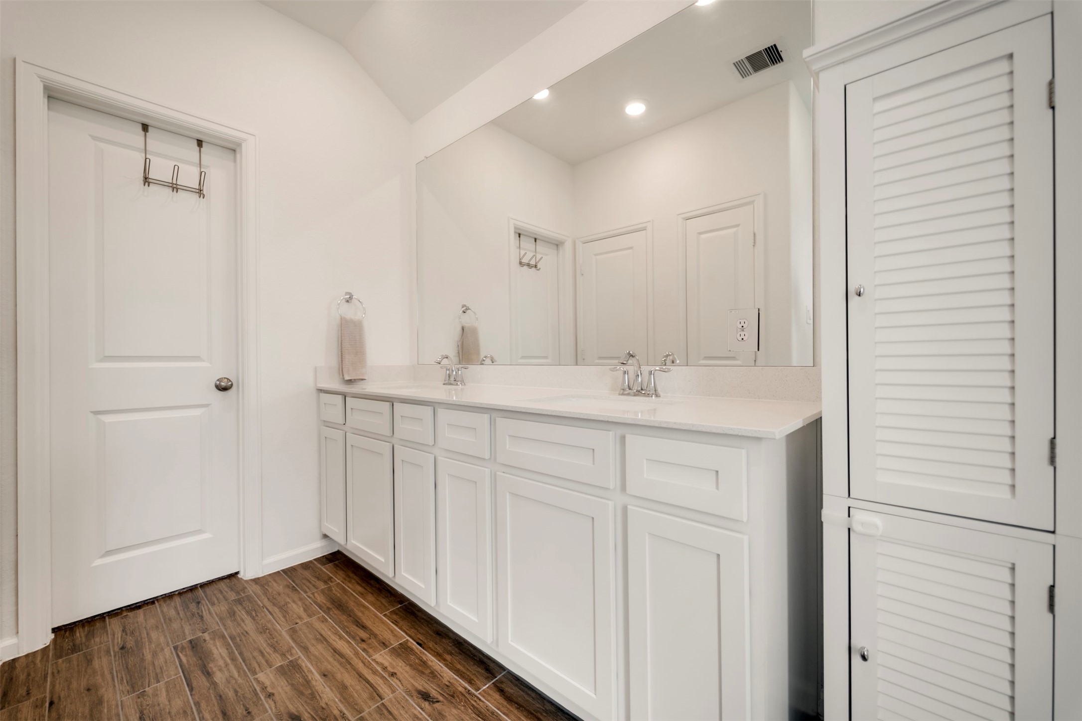 4127 Champlain Way Iowa Colony, TX 77583 - Photo 21 of 35