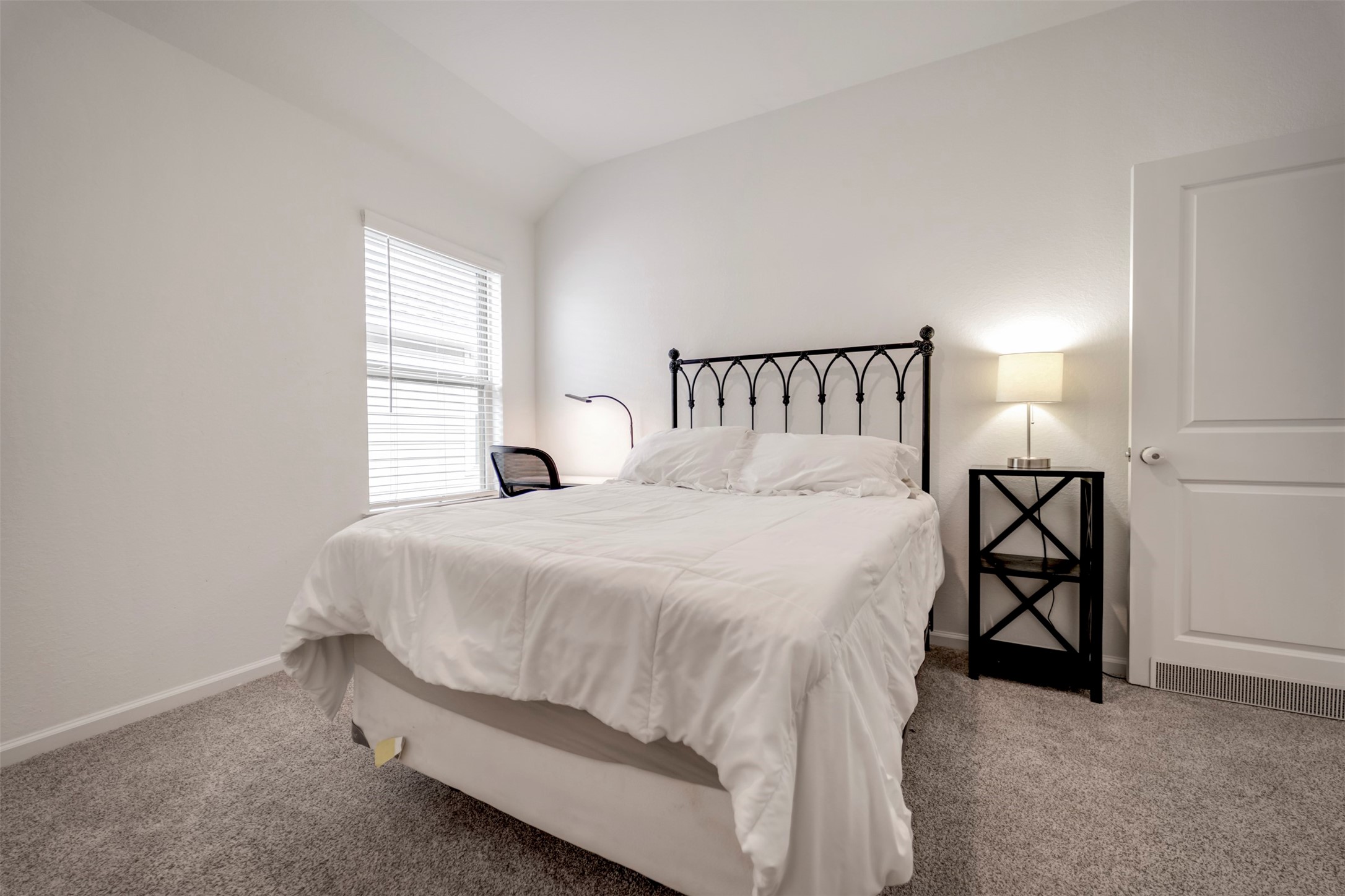 4127 Champlain Way Iowa Colony, TX 77583 - Photo 24 of 35