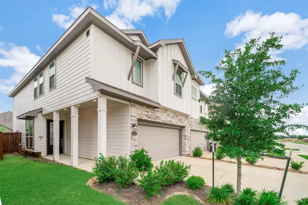 $282,500 | 4127 Champlain Way, Iowa Colony, TX 77583