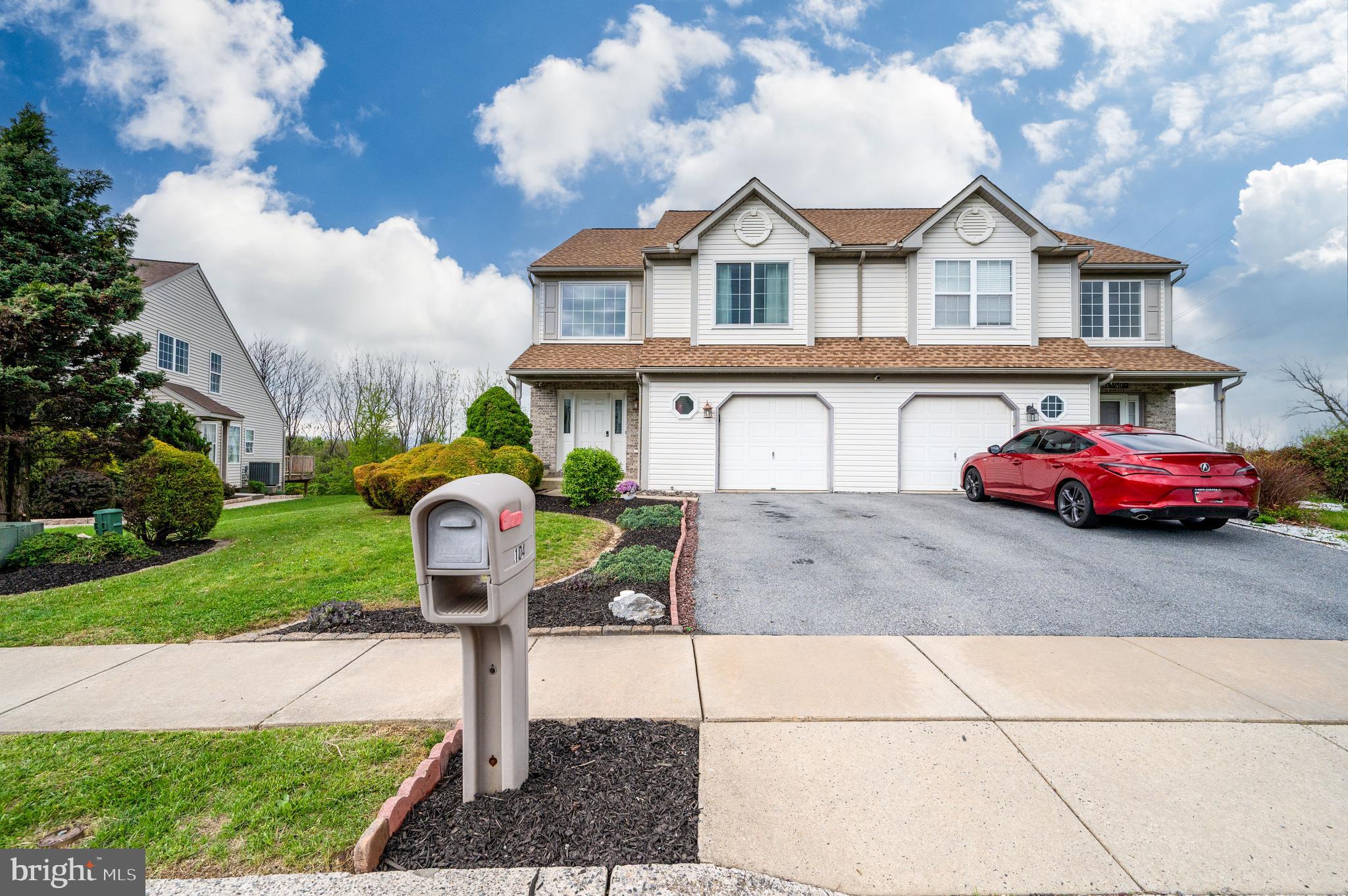 104 Michigan Drive Reading, PA 19608 - Photo 2 of 46