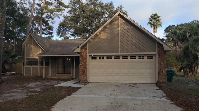 $2,450 | 313 Woodridge Boulevard, Mandeville, LA 70471