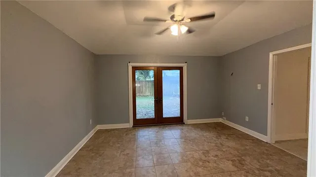 $2,450 | 313 Woodridge Boulevard, Mandeville, LA 70471