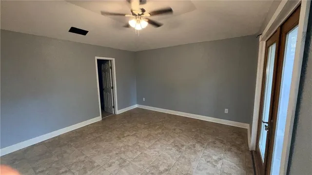 $2,450 | 313 Woodridge Boulevard, Mandeville, LA 70471