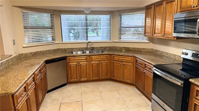 $2,450 | 313 Woodridge Boulevard, Mandeville, LA 70471