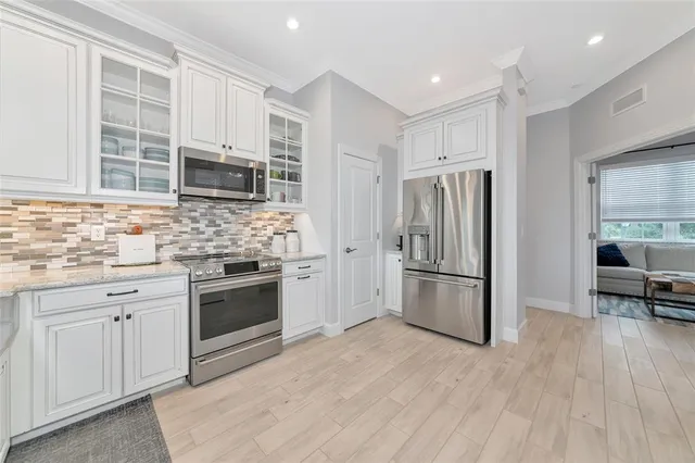 $769,000 | 5561 Cannes Circle, Sarasota, FL 34231