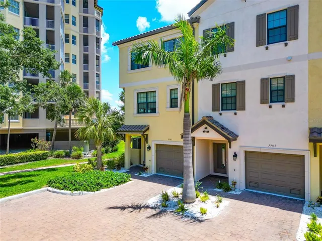 $769,000 | 5561 Cannes Circle, Sarasota, FL 34231