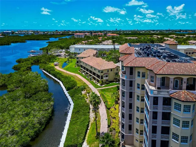 $769,000 | 5561 Cannes Circle, Sarasota, FL 34231