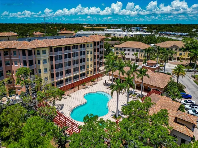 $769,000 | 5561 Cannes Circle, Sarasota, FL 34231