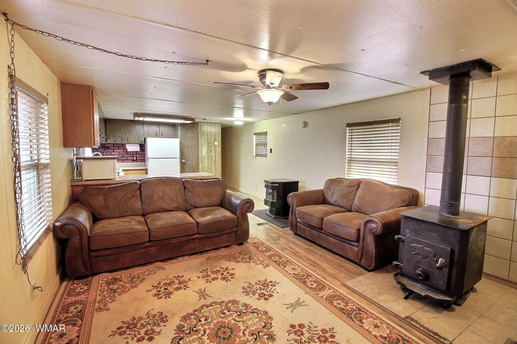 1254 Lone Pine Dam Road Show Low, AZ 85901 - Photo 7 of 21 Living Room