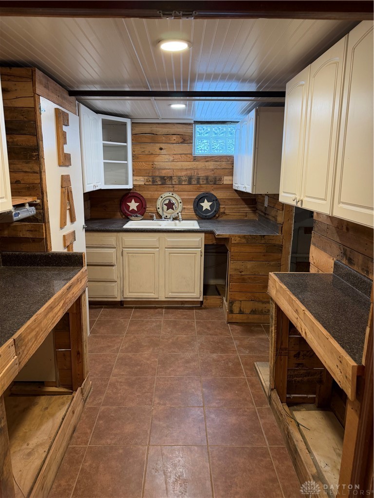 2147 Neff Road Dayton, OH 45414 - Photo 19 of 32 Gallery Image 19