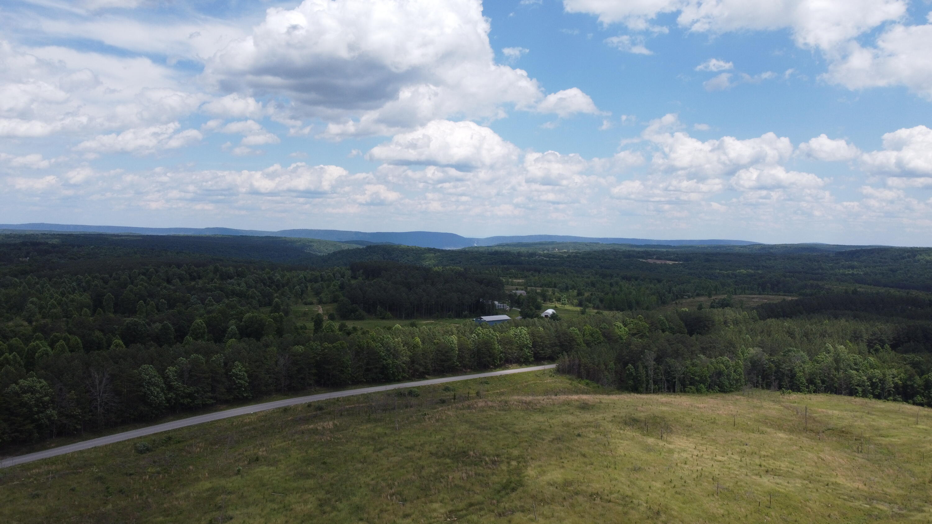 4 Fredonia Mountain Road Dunlap, TN 37327 - Photo 12 of 19 Photo May 29 2024, 2 49 07 PM