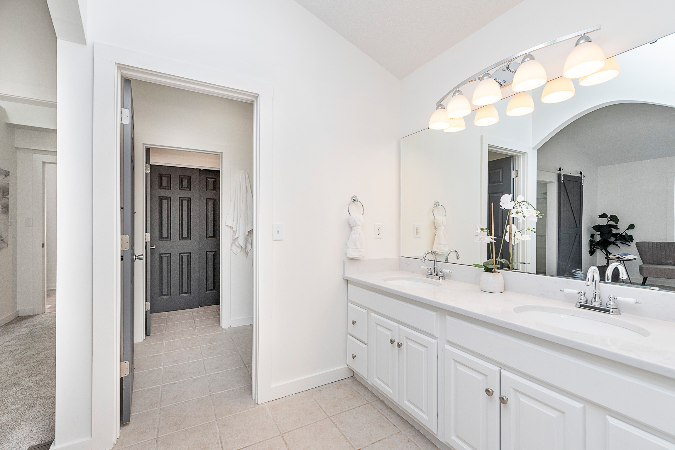 8879 Sargent Road Indianapolis, IN 46256 - Photo 23 of 35 Gallery Image 23