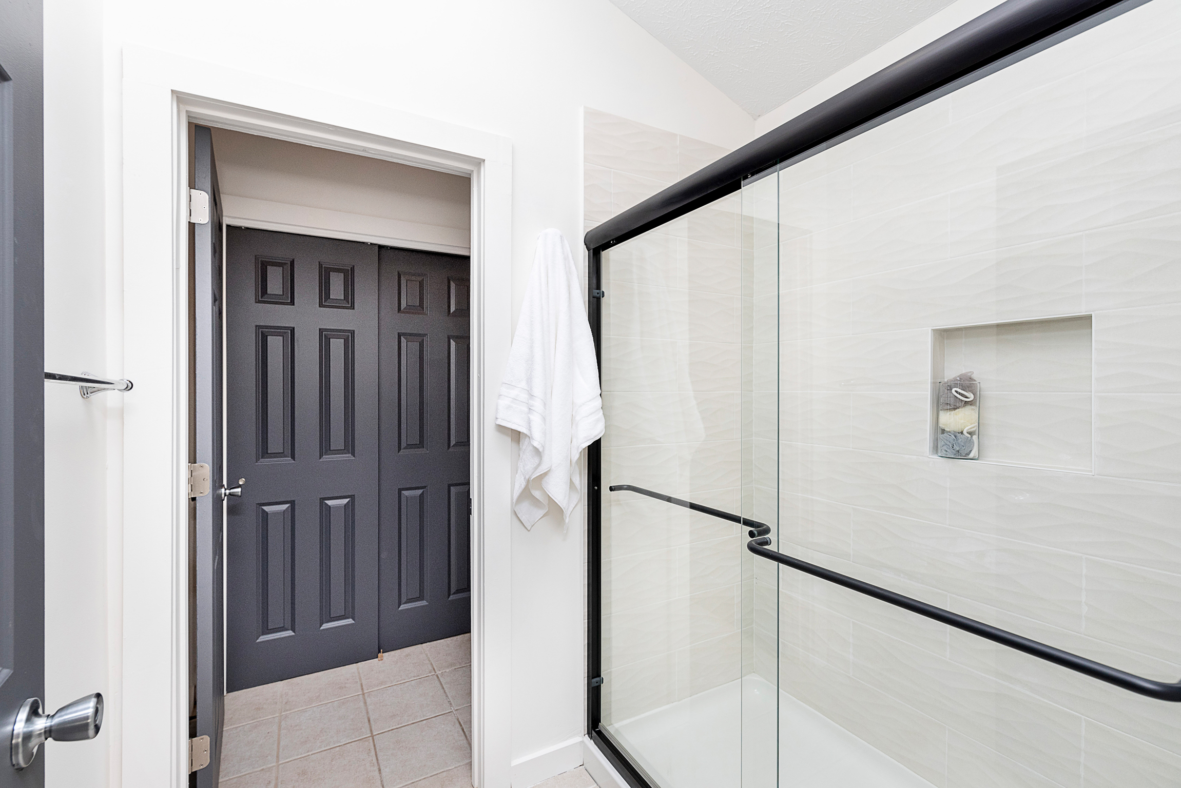 8879 Sargent Road Indianapolis, IN 46256 - Photo 25 of 35 Gallery Image 25