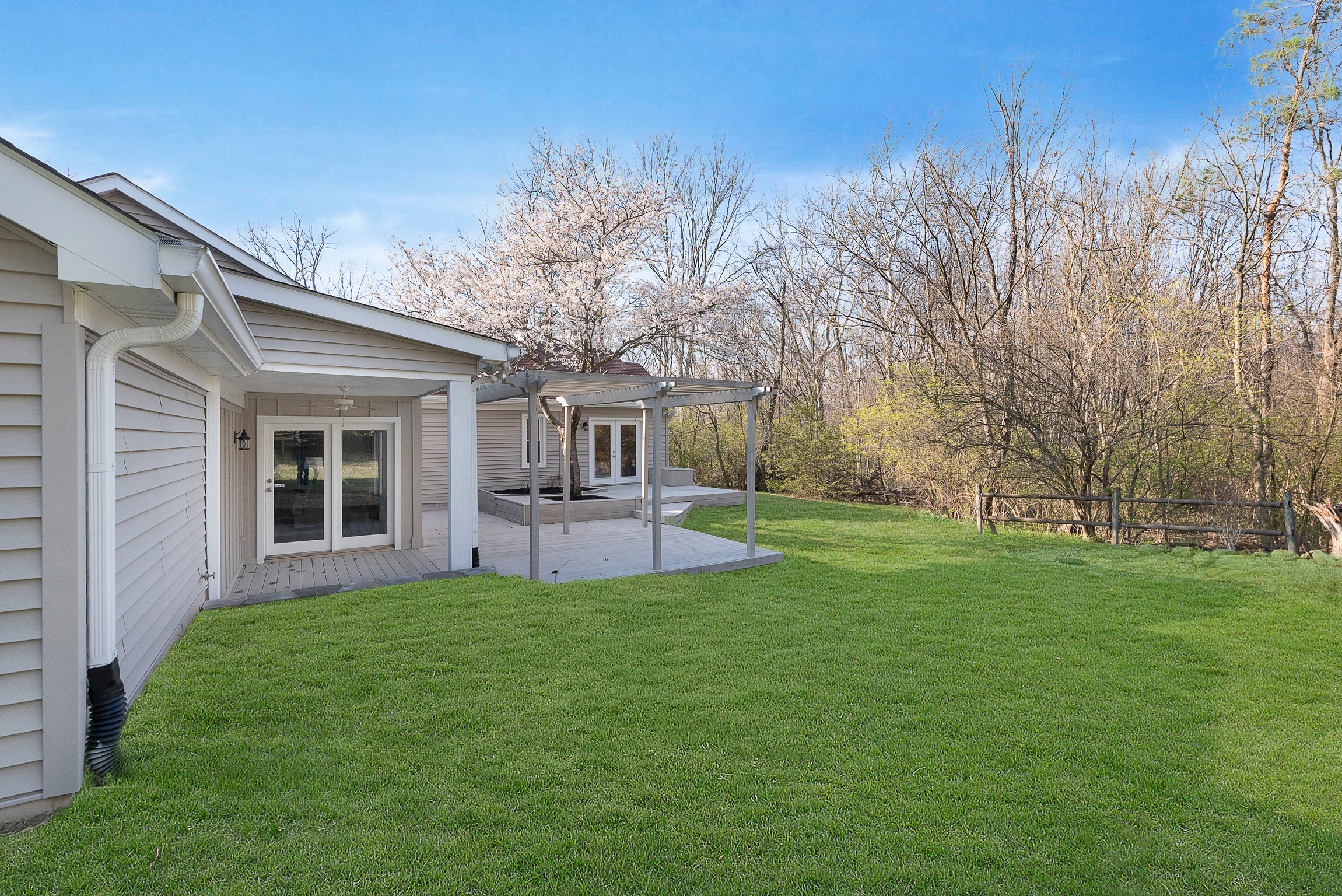 8879 Sargent Road Indianapolis, IN 46256 - Photo 32 of 35 Gallery Image 32