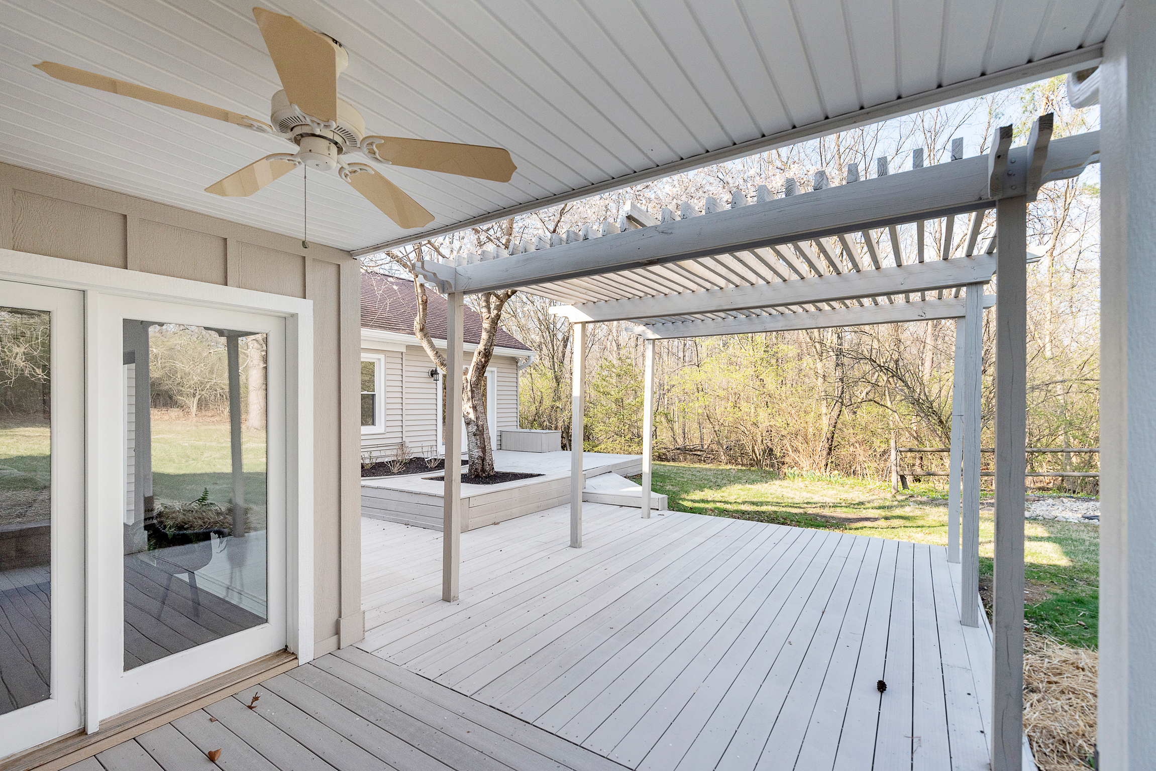 8879 Sargent Road Indianapolis, IN 46256 - Photo 33 of 35 Gallery Image 33