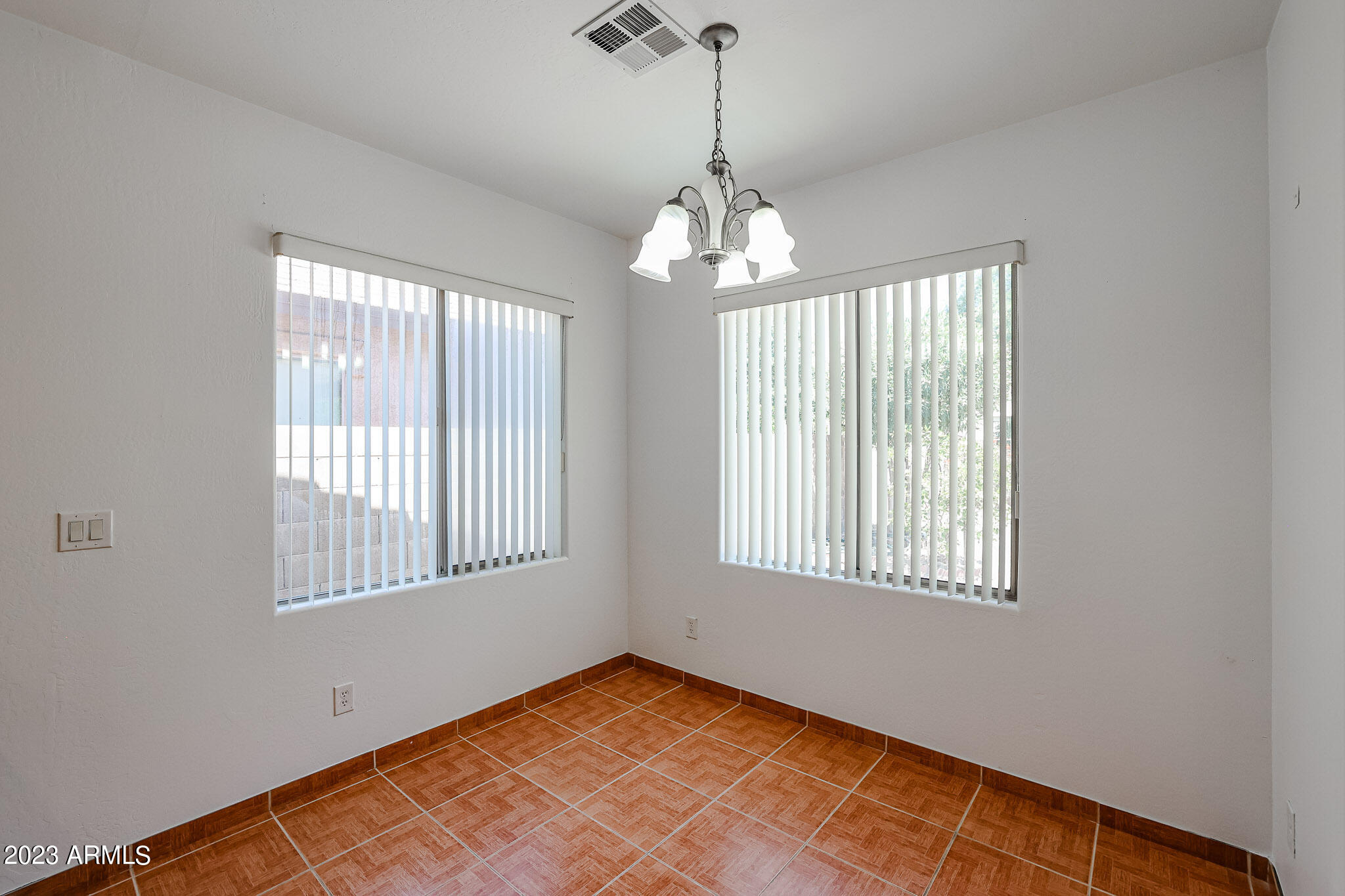 7202 West Ocotillo Road Glendale, AZ 85303 - Photo 12 of 37 Gallery Image 12