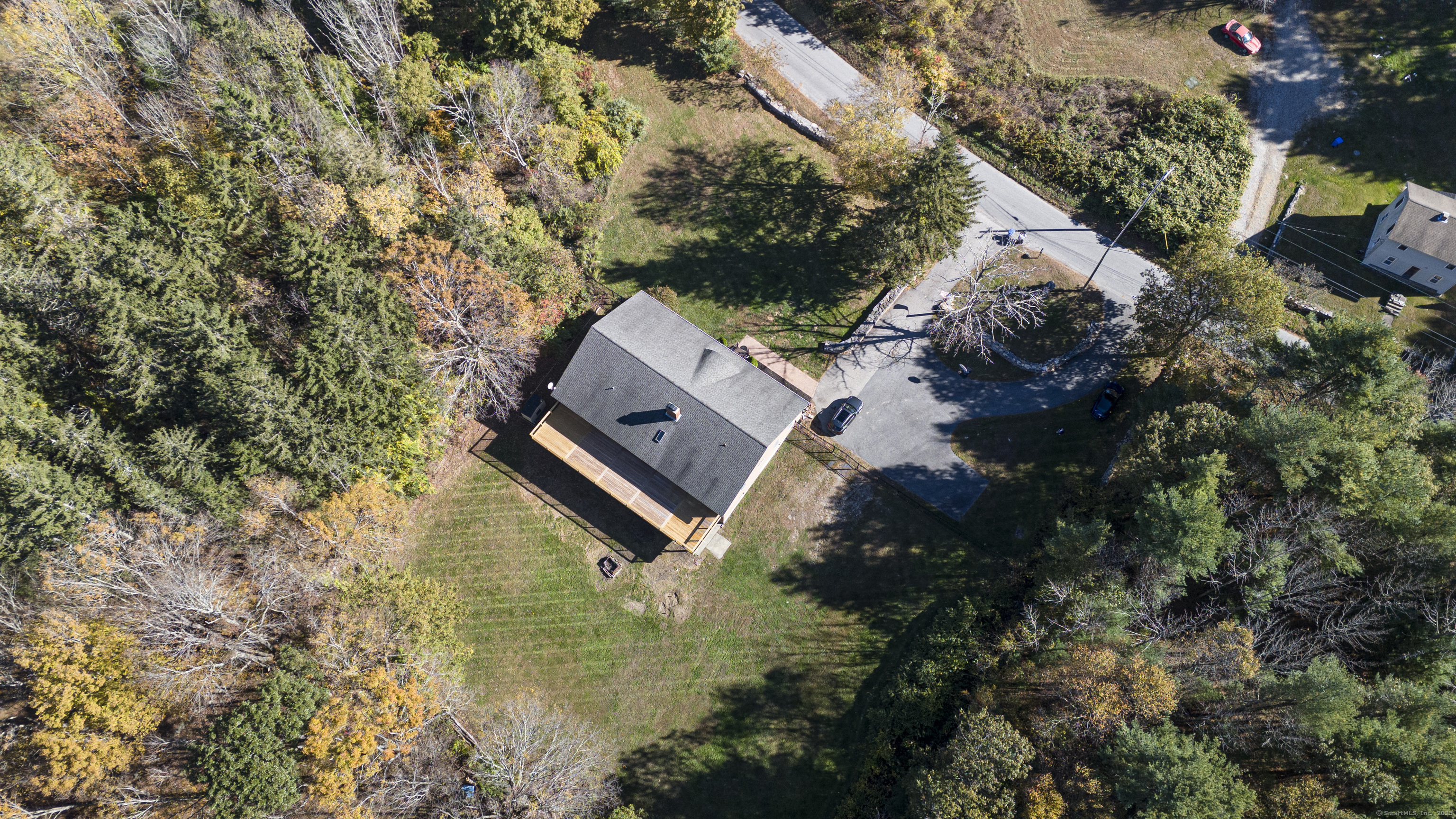 679 Bailey Hill Road Killingly, CT 06241 - Photo 3 of 39 a view of a yard with plants
