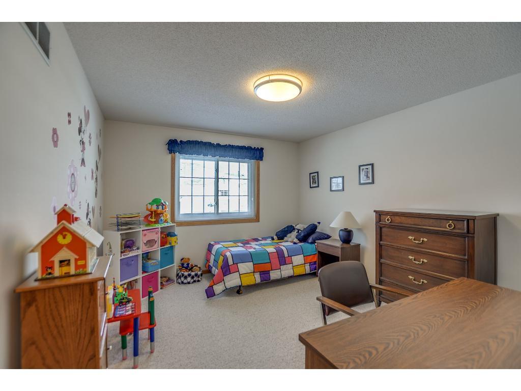 4647 Centerville Road St. Paul, MN 55127 - Photo 14 of 18 Gallery Image 14