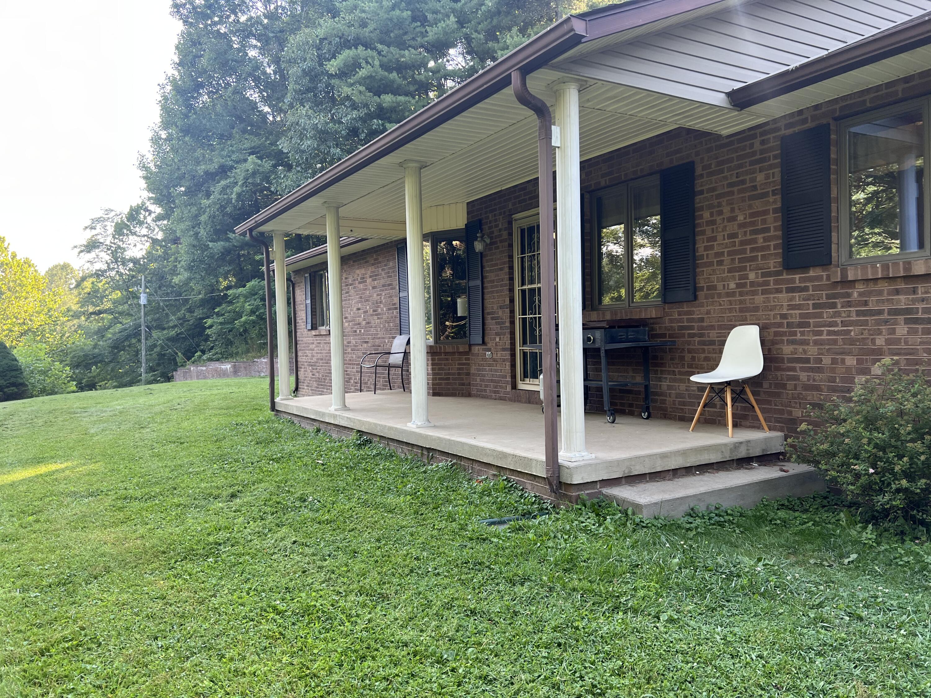 2013 Bandy Road Cedar Bluff, VA 24609 - Photo 3 of 18 23BB2BA3-8ACD-454D-BD56-1BDE4AADD3AF