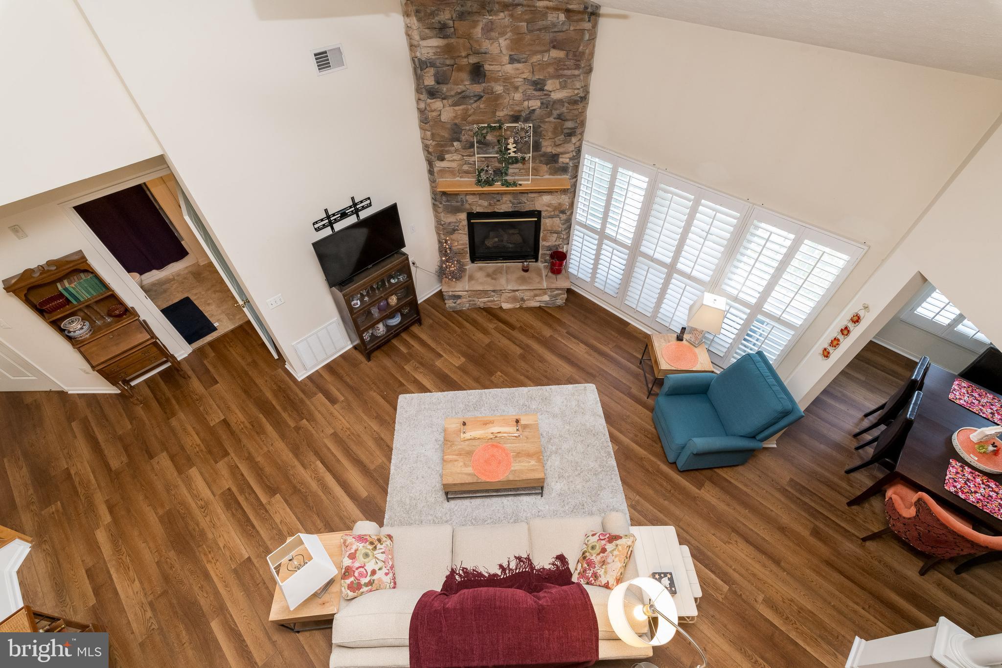 5436 Glenthorne Court, Unit 5436 Rosedale, MD 21237 - Photo 4 of 27 Updated flooring in spacious living room