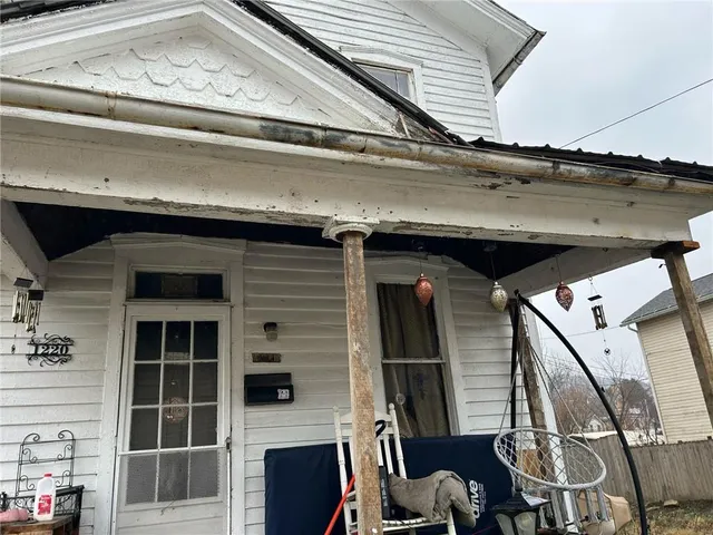 $28,900 | 1220 Railroad Street, Franklin, PA 16323