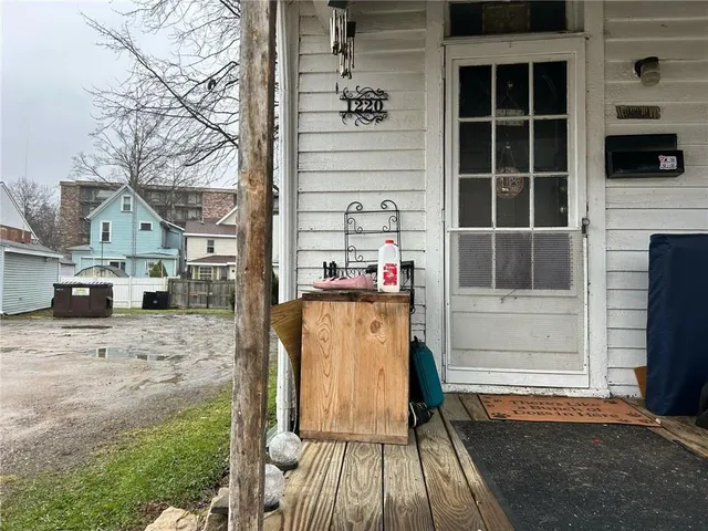 $28,900 | 1220 Railroad Street, Franklin, PA 16323