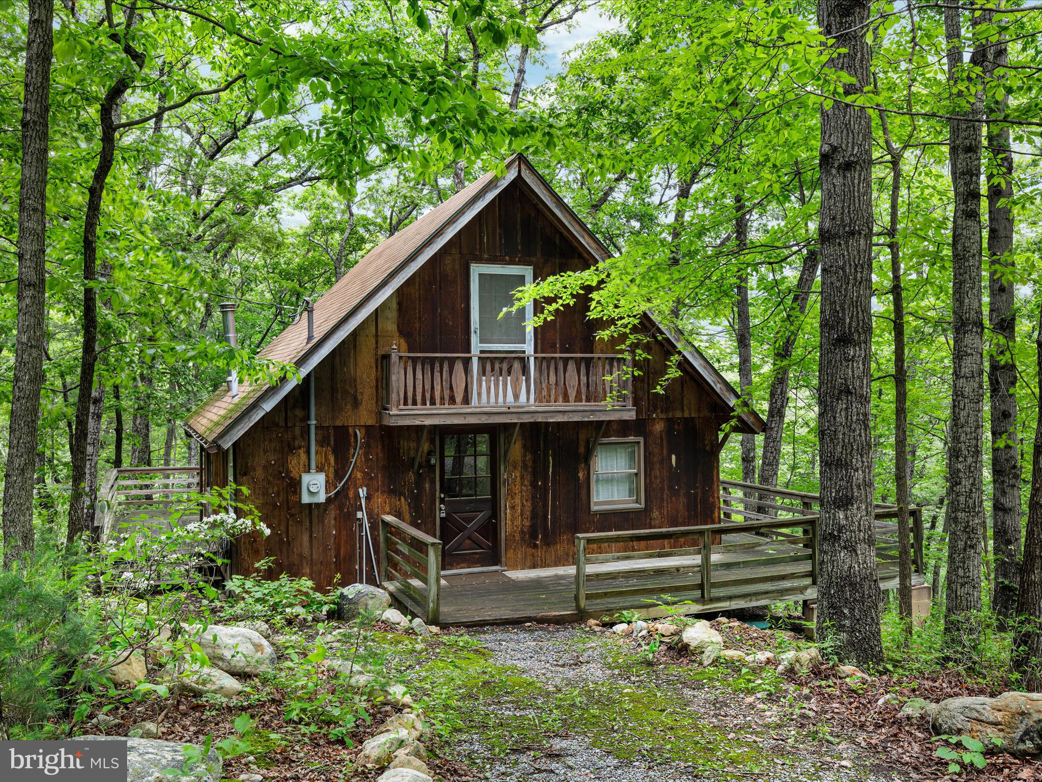 267 Bushy Ridge Drive Star Tannery, VA 22654 - Photo 1 of 37 2E6A6549_twilight_267 Bushy Ridge Dr - Absolute Al