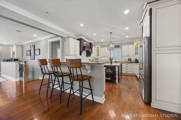 $849,900 | 550 Edson Avenue, Lombard, IL 60148