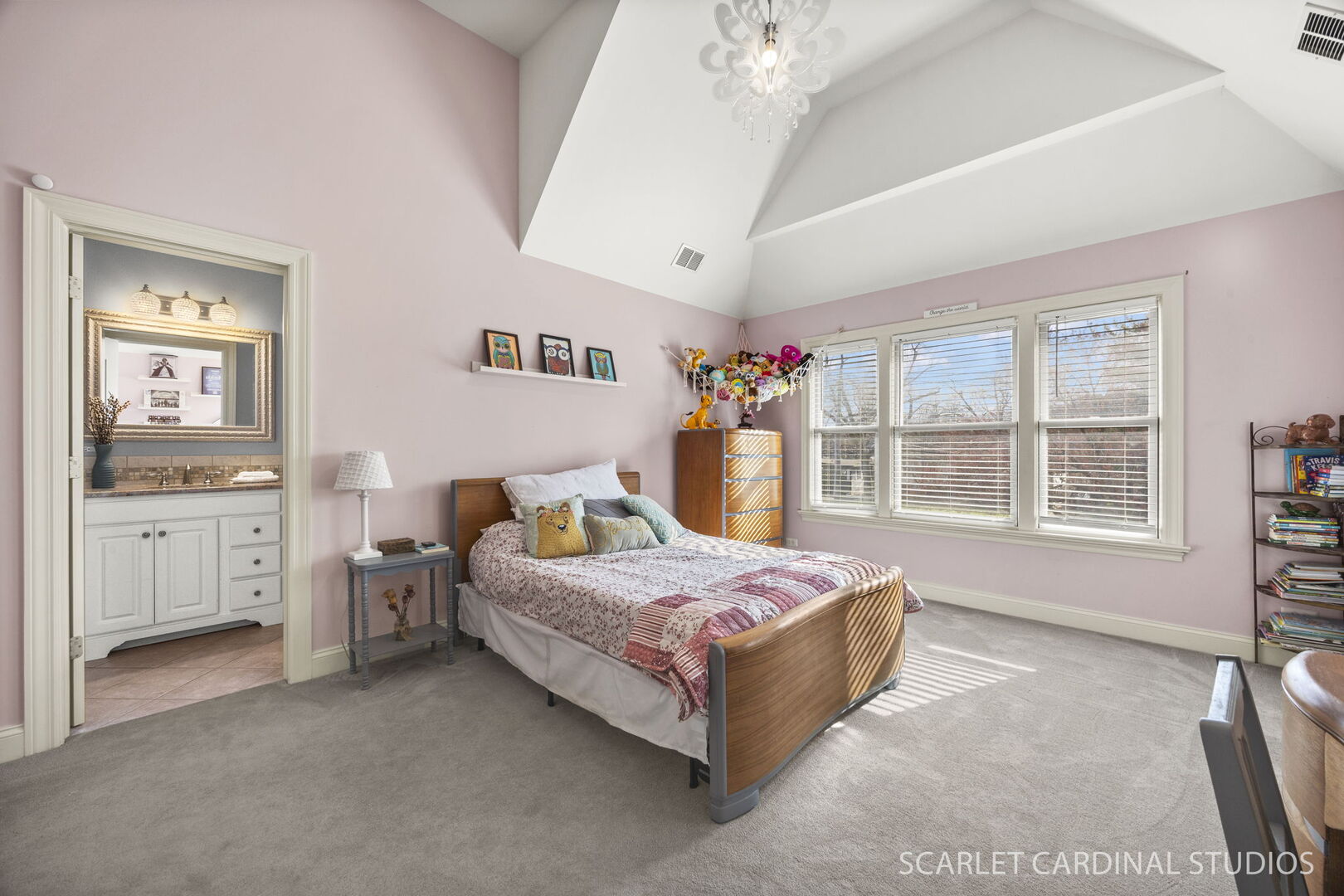550 Edson Avenue Lombard, IL 60148 - Photo 22 of 32 a bedroom with a bed and a window