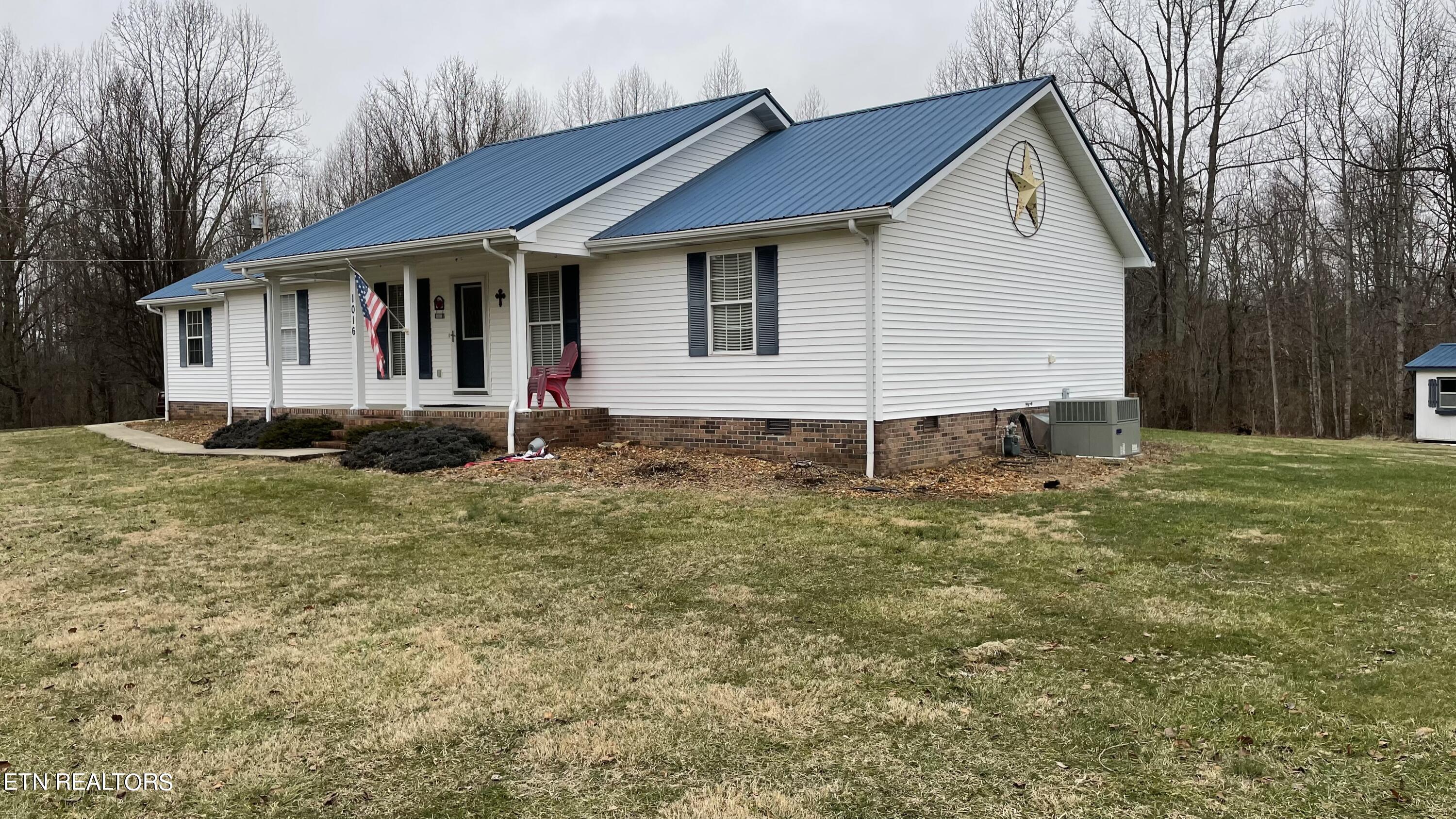 1016 Haley Road Clarkrange, TN 38553 - Photo 13 of 28 Front