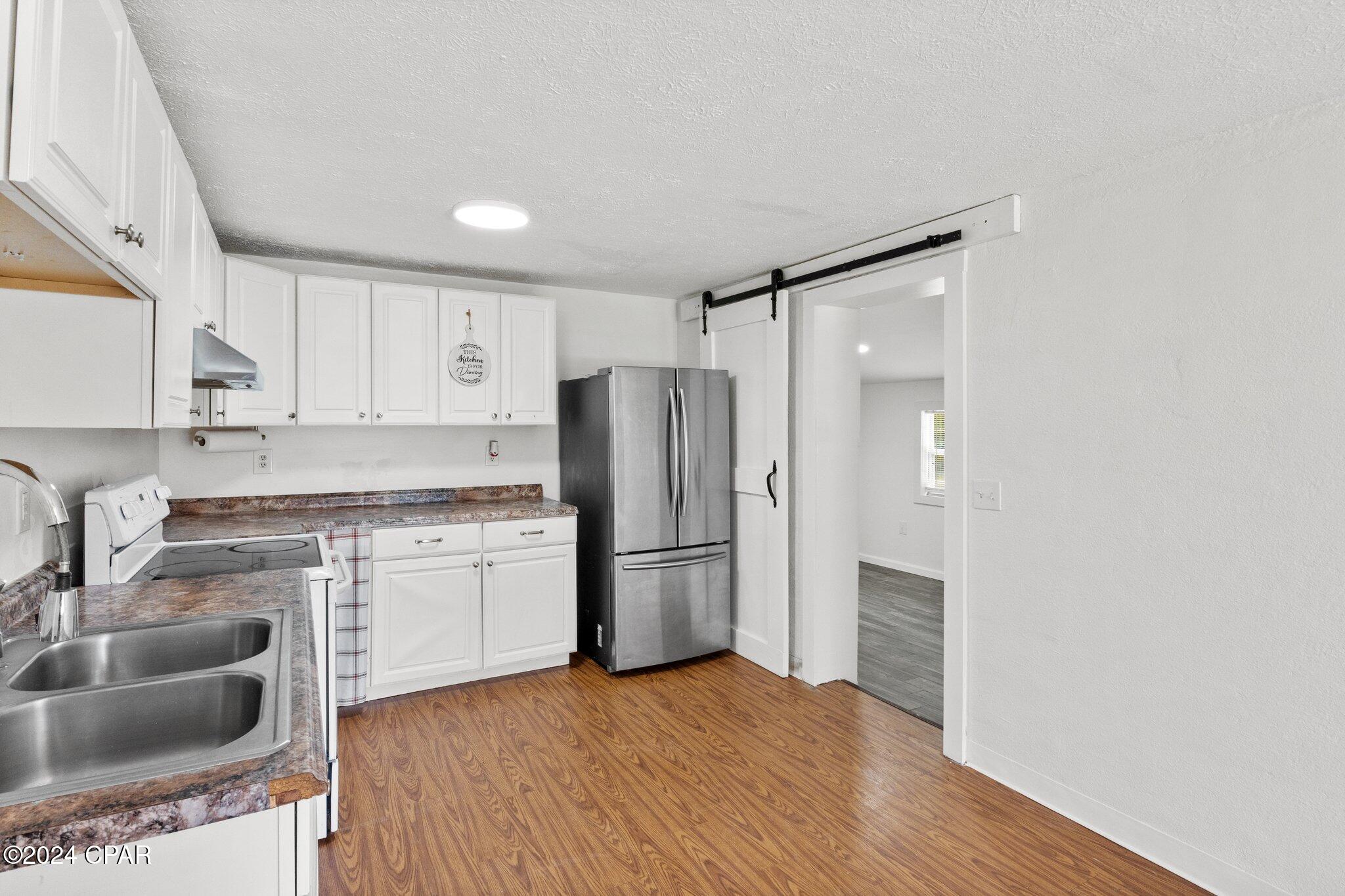 3512 Roche Avenue Vernon, FL 32462 - Photo 14 of 48 Gallery Image 14