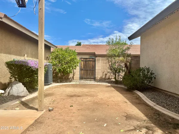 $1,995 | 3678 East Waite Lane, Gilbert, AZ 85295