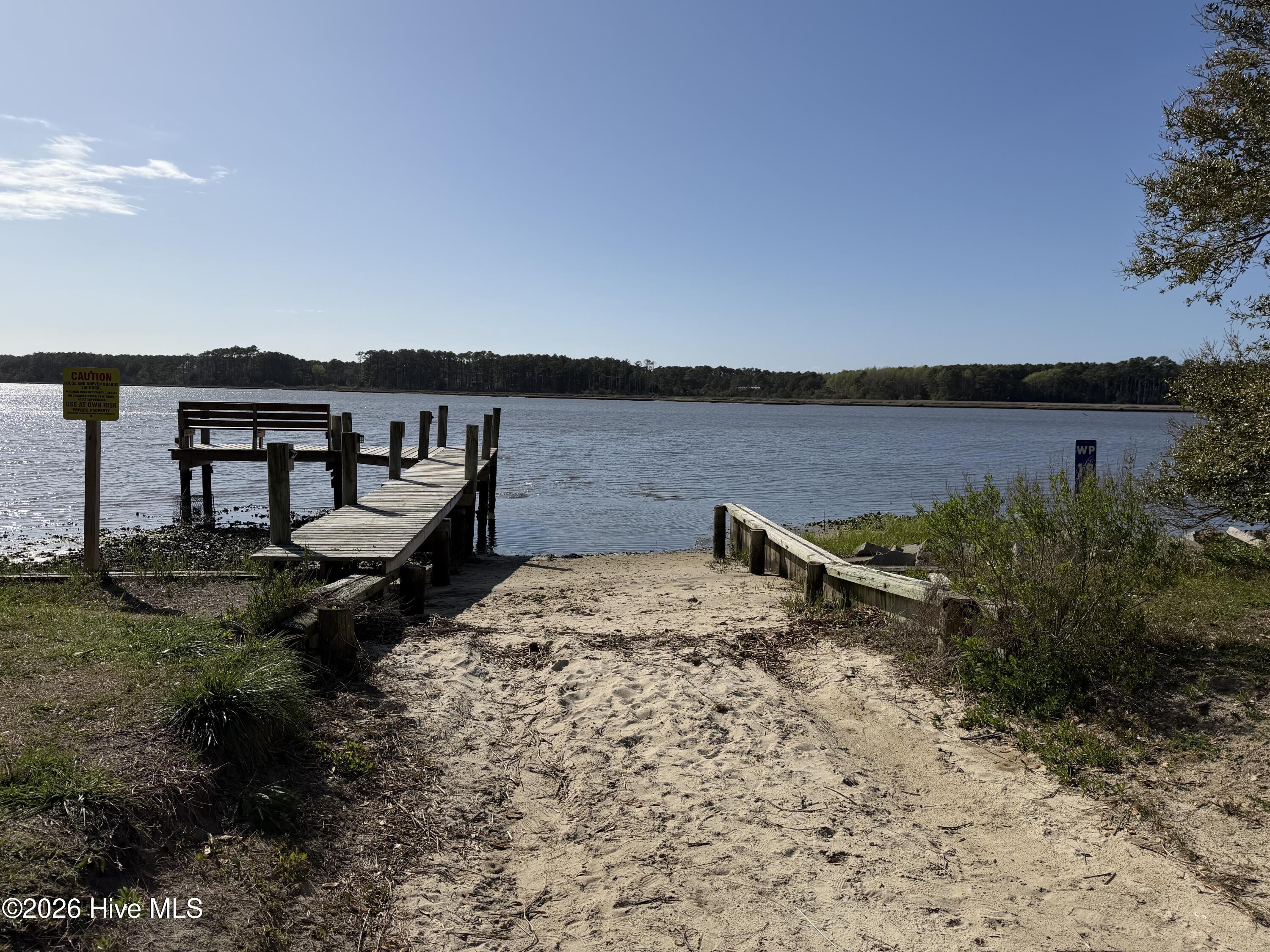 313 Pelican Harbor Road Beaufort, NC 28516 - Photo 3 of 5 IMG_0091